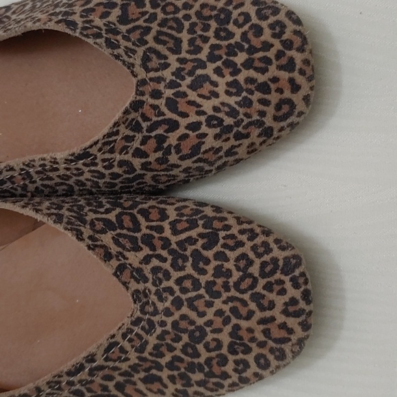 Lucky Brand Women's Size 6M 'Alba' Leather Animal Print Loafer - Picture 3 of 10